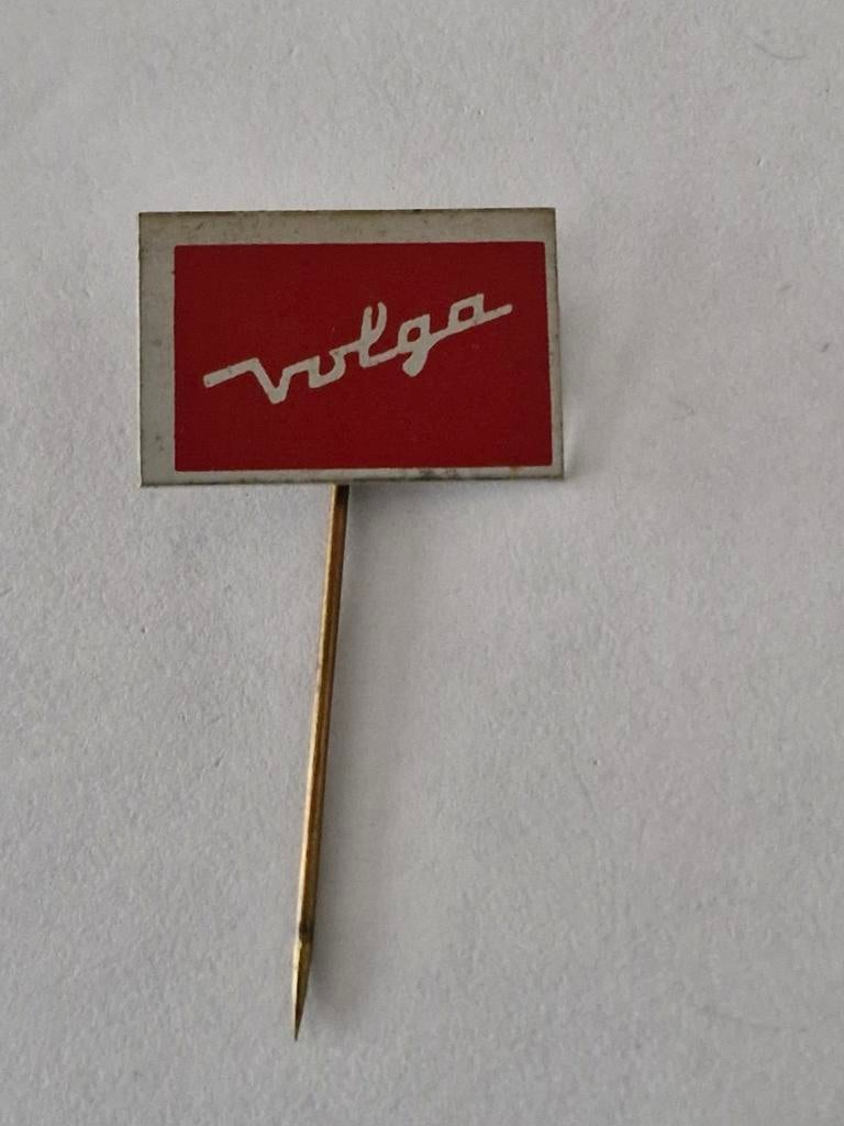 218 Vintage Volga Auto Pin Badge, Ophalen of Verzenden