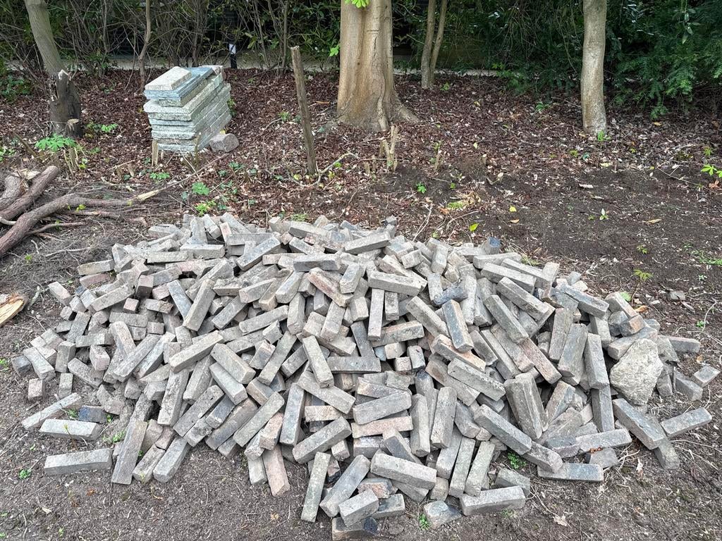 Partij klinkers, Ophalen, Zo goed als nieuw