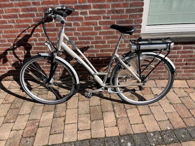 goede Amslod Croft E-bike (van oud vrouwtje geweest?), Fietsen en Brommers, Elektrische fietsen, Gebruikt, Overige merken, 55 tot 59 cm