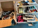 Goed gevulde naaidoos naaigerei fournituren knopen, Hobby en Vrije tijd, Naaien en Fournituren, Ophalen, Zo goed als nieuw, Knoop of Knopen