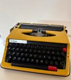 Brother Deluxe 850 TR typemachine - warm geel, Diversen, Typemachines, Ophalen, Zo goed als nieuw