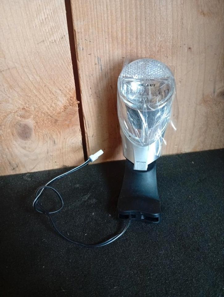 Batavus Koplamp - Nieuw, Fietsen en Brommers, Fietsaccessoires | Fietsverlichting, Voorlicht, Nieuw, Dynamo, Verzenden