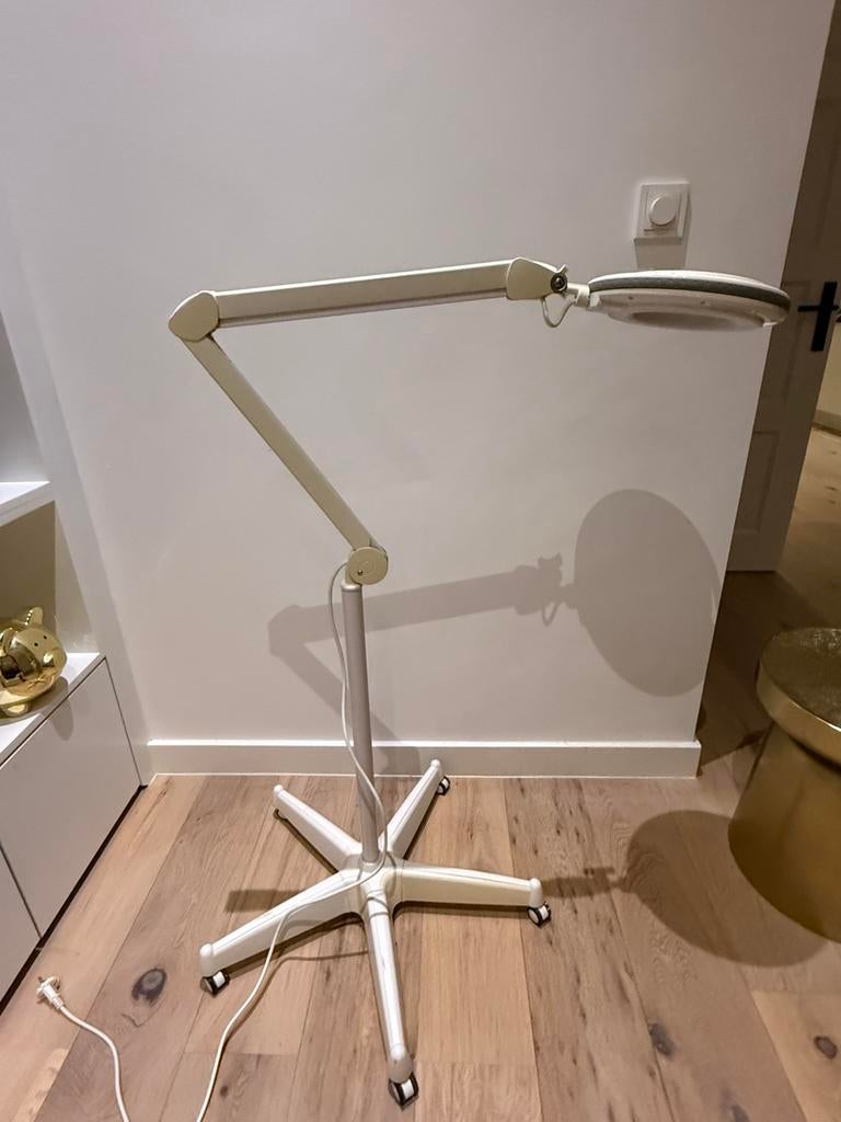 Loep lamp, Ophalen, Zo goed als nieuw, Loeplamp
