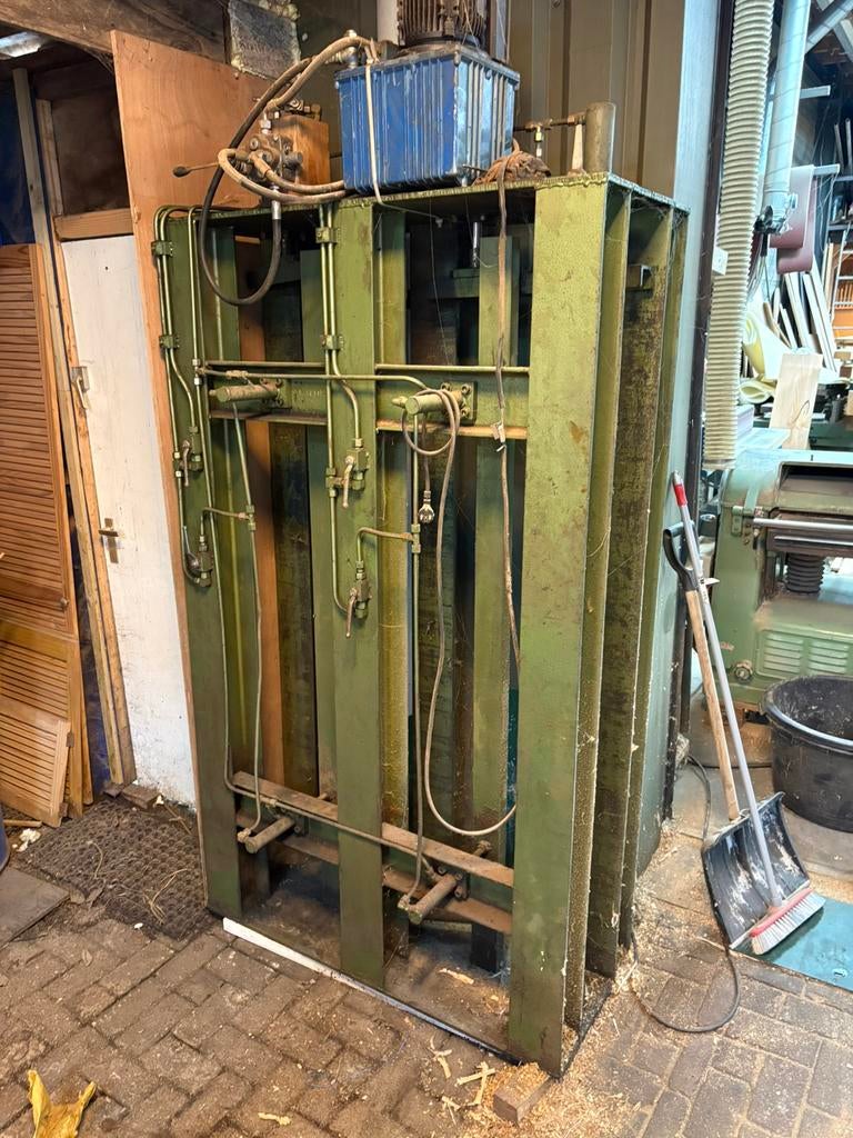 Opsluitbank klembank, Ophalen, Gebruikt