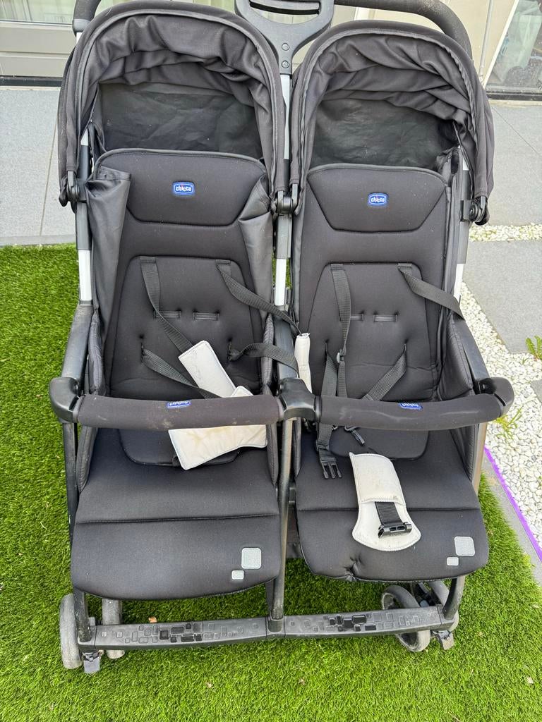 Chicco duo kinderwagen, Kinderen en Baby's, Kinderwagens en Combinaties, Gebruikt, Kinderwagen, Overige merken, Duowagen, Ophalen of Verzenden