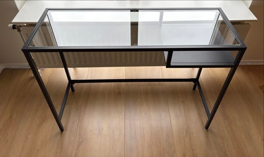 Sidetable - ZGAN, Ophalen, 50 tot 100 cm, Glas, Zo goed als nieuw