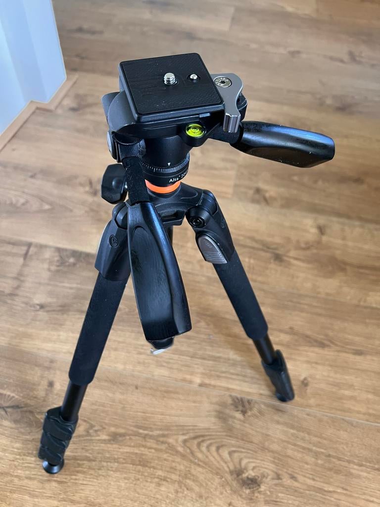 Vanguard Alta 204AP Statief - Compact en Veelzijdig, Ophalen, Gebruikt, Minder dan 150 cm, Driepoot