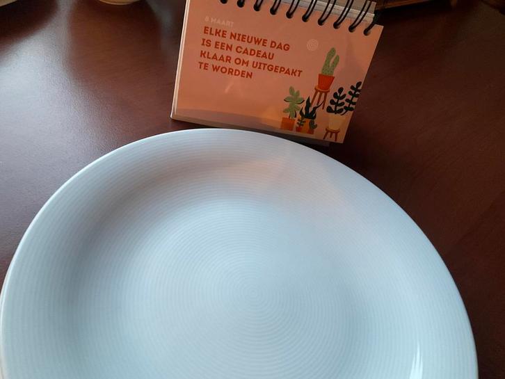 CASA MESA /dessertschaaltjes, Huis en Inrichting, Keuken | Servies, Zo goed als nieuw, Bord(en), Overige stijlen, Porselein, Ophalen of Verzenden