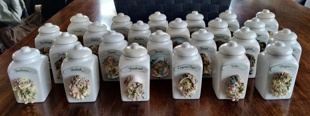 Kruidenpotjes. Goldina Art-Collection., Ophalen, Zo goed als nieuw, Overige materialen, Pot, Bus of Blik