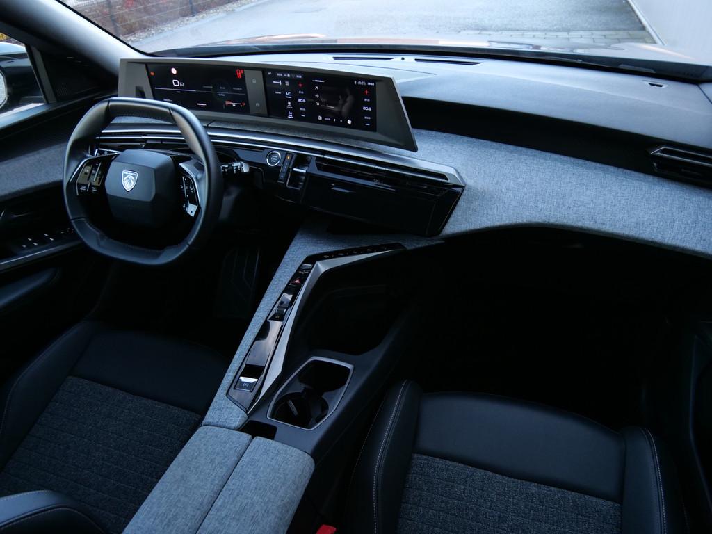 Peugeot 5008 1.2 Hybrid 145 Pk Allure Automaat 7-persoons /, 136 pk, 1199 cc, Blauw, Bedrijf