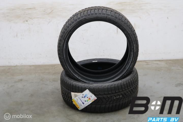 NIEUW! 235/35/19 winterbanden Pirelli Sottozero 3 .., 19 inch, Gebruikt, Winterbanden, 235 mm