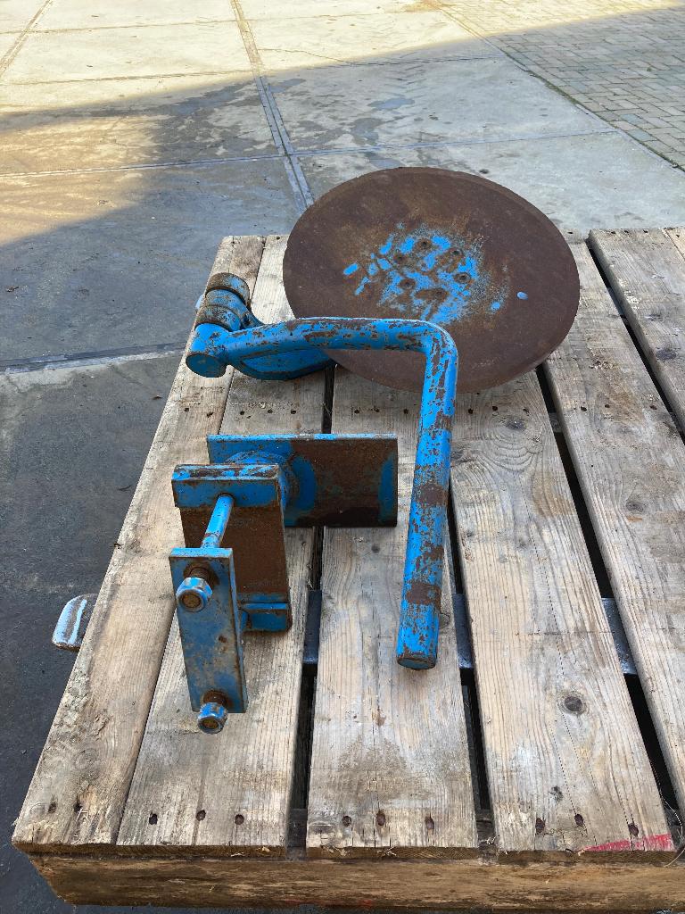 tekoop losse lemken schijf kouter met bevestiging steun, Ophalen