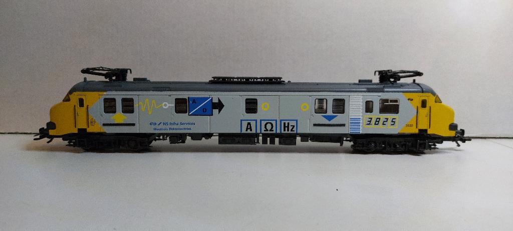 mP Testtrein van de NS Digitaal met 5* Motor Nieuwstaat (04), Wisselstroom, Locomotief, Ophalen of Verzenden, Märklin