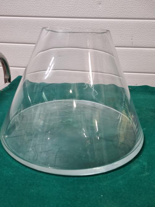 vaas konisch van dik glas, Ophalen of Verzenden, 'T Olde Gre-j, Info@toldegrej.nl, Endepoelstraat 20f Didam