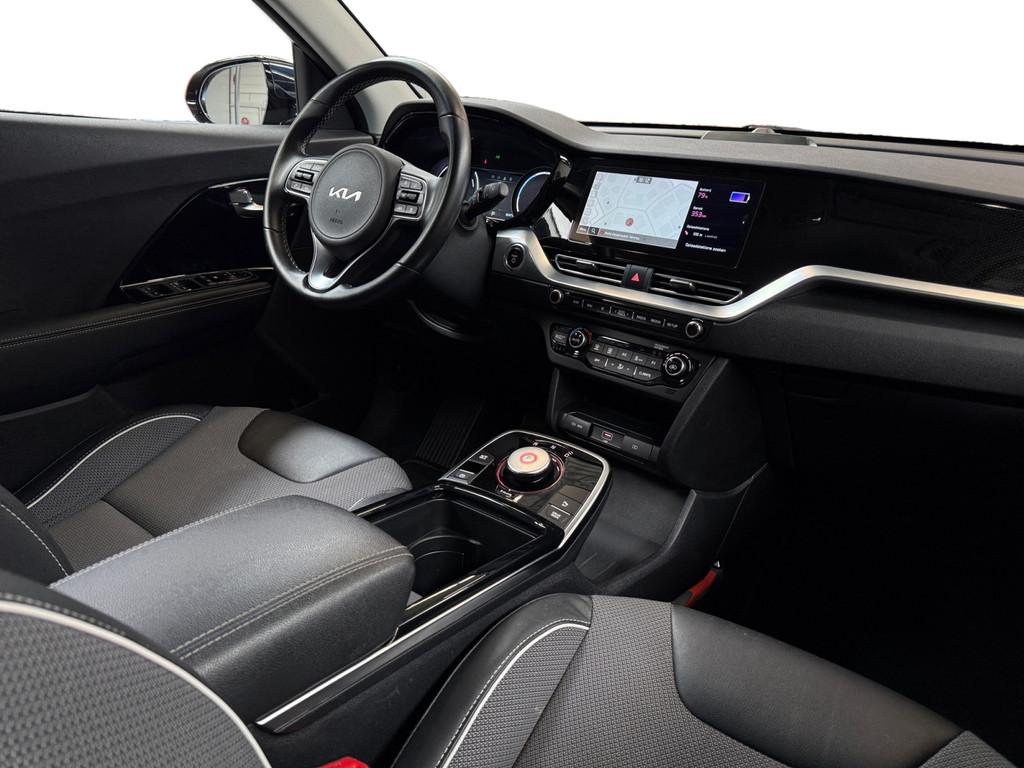 Kia e-Niro DynamicLine 64 kWh, 12 maanden, Gebruikt, 1712 kg, Blauw