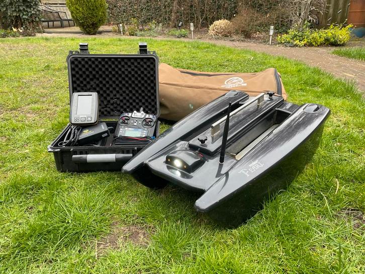 Voerboot Medium Pearl met Toslon 640, Watersport en Boten, Hengelsport | Algemeen, Gebruikt, Overige typen, Ophalen