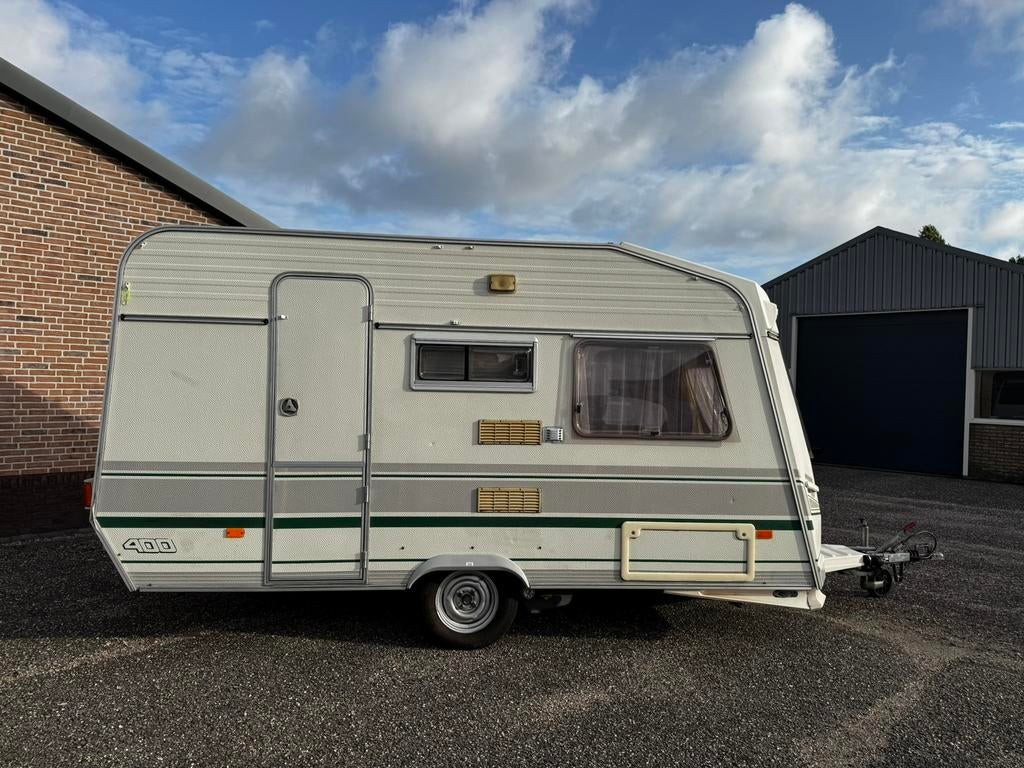 Chateau 400 T La Car, Caravans en Kamperen, Chateau, Rondzit, Kachel, Tot en met 2