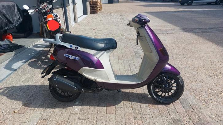Piaggio Skipper (quartz) 172cc, Fietsen en Brommers, Scooters | Piaggio, Zo goed als nieuw, Overige modellen, Tweetakt, Ophalen