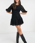 Romantische jurk. Maat 38, Maat 38/40 (M), Verzenden, Zwart, Zo goed als nieuw