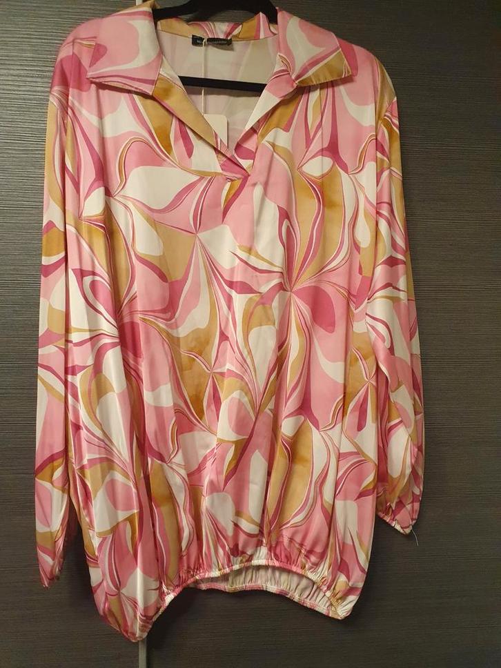 Nieuwe tuniek met print, maat 50-52, Kleding | Dames, Grote Maten, Nieuw, Blouse of Tuniek, Roze, Ophalen of Verzenden