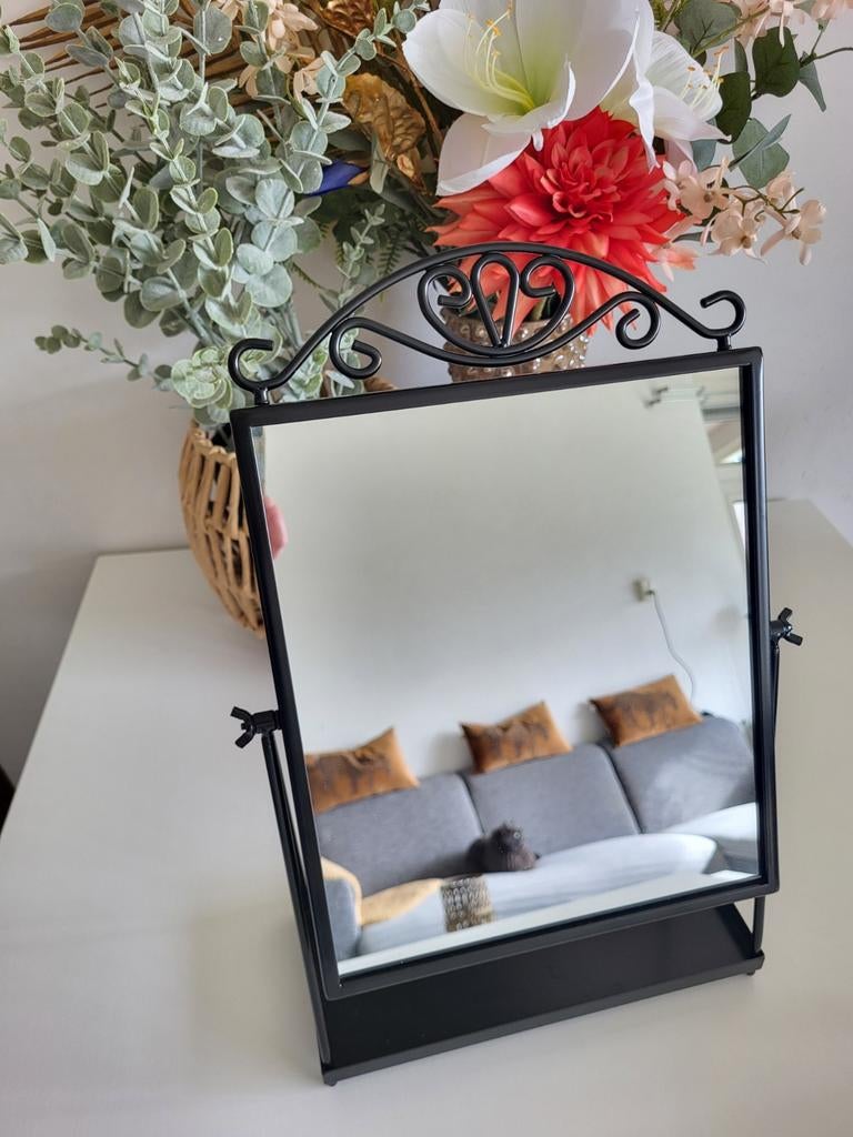 IKEA spiegel - Leuke spiegel, zo goed als nieuw, Ophalen