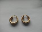 2X oorbellen 14K(585) goud 2.88 gram 1.5cm, Ophalen of Verzenden, Goud, Goud, Hangers