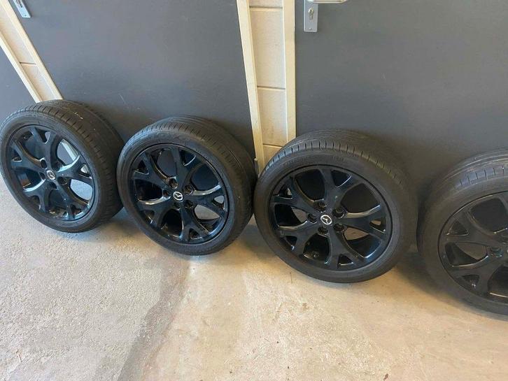 Mazda Original Alloy Wheels 17” – Set of 4, Auto-onderdelen, Banden en Velgen, Velg(en), All Season, 17 inch, 205 mm, Personenwagen