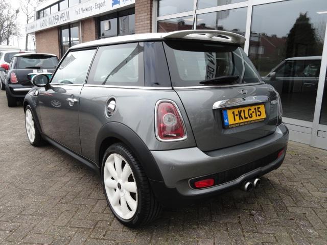 Mini Mini 1.6 Cooper S, Voorwielaandrijving, Gebruikt, Zwart, 4 cilinders