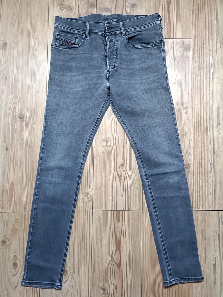 Diesel Tepphar maat 31-32, Ophalen of Verzenden, Zo goed als nieuw, Grijs, W32 (confectie 46) of kleiner