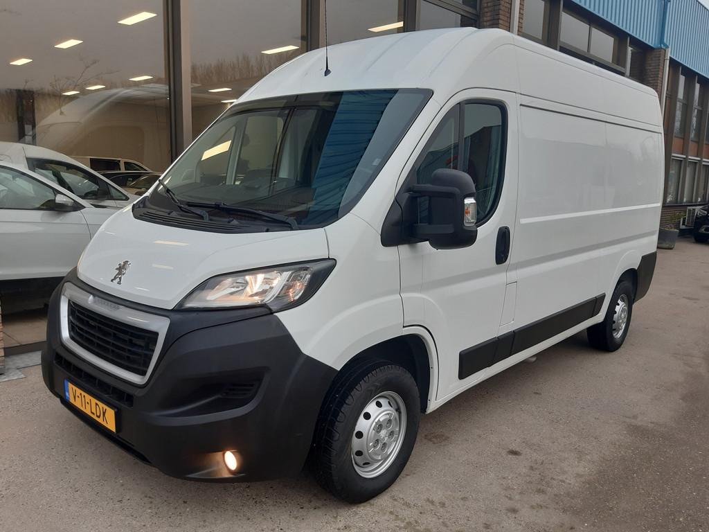 Peugeot Boxer 2.2 BlueHDi 140 Pk - 103 Kw L2/H2 Airco Navi C, Auto's, Bestelauto's, Voorwielaandrijving, Stof, Gebruikt, 4 cilinders