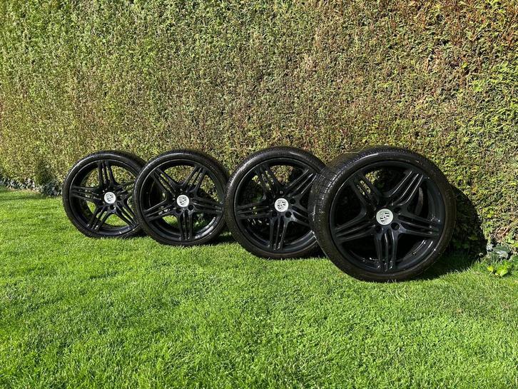 4 Winterbanden op lichtmetalen velgen voor Porsche 911, Auto-onderdelen, Banden en Velgen, Band(en), Winterbanden, 19 inch, 235 mm