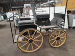 Staat op Ameland. Kar voor paard met bankjes en opstapje, Ophalen, Gebruikt