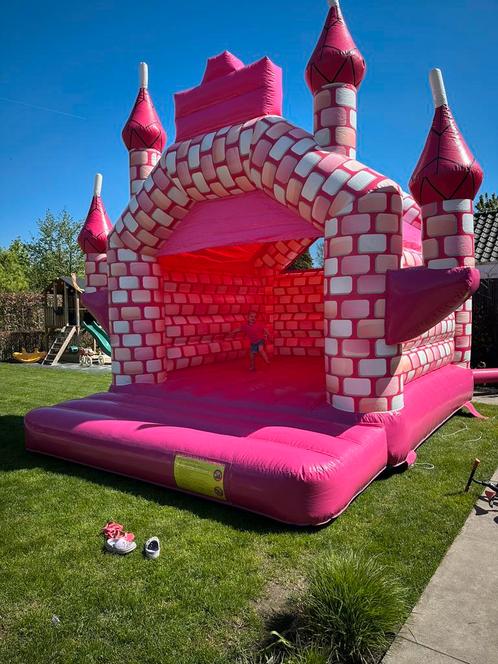 €70,- p/d Springkussen, roze kasteel Haarle, Kinderen en Baby's, Speelgoed | Buiten | Springkussens, Zo goed als nieuw, Ophalen