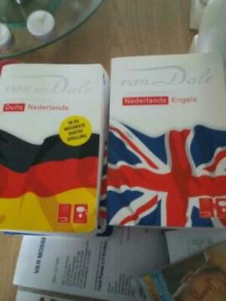 woordenboeken, Boeken, Schoolboeken, Gelezen, Overige vakken, Overige niveaus, Ophalen of Verzenden
