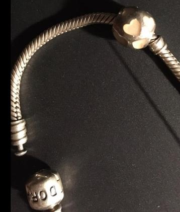 Originele Pandora armband 19 cm, met Pandora bedel. Nieuwst. beschikbaar voor biedingen