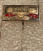 Vintage MIKX speldje met Olifanten - Rood & Zilver, Verzamelen, Speldjes, Pins en Buttons, Verzenden, Gebruikt