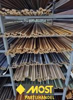 Diverse plinten, hollatten, hoeklijsten etc..., Ophalen, Mdf, 200 tot 250 cm, Plinten