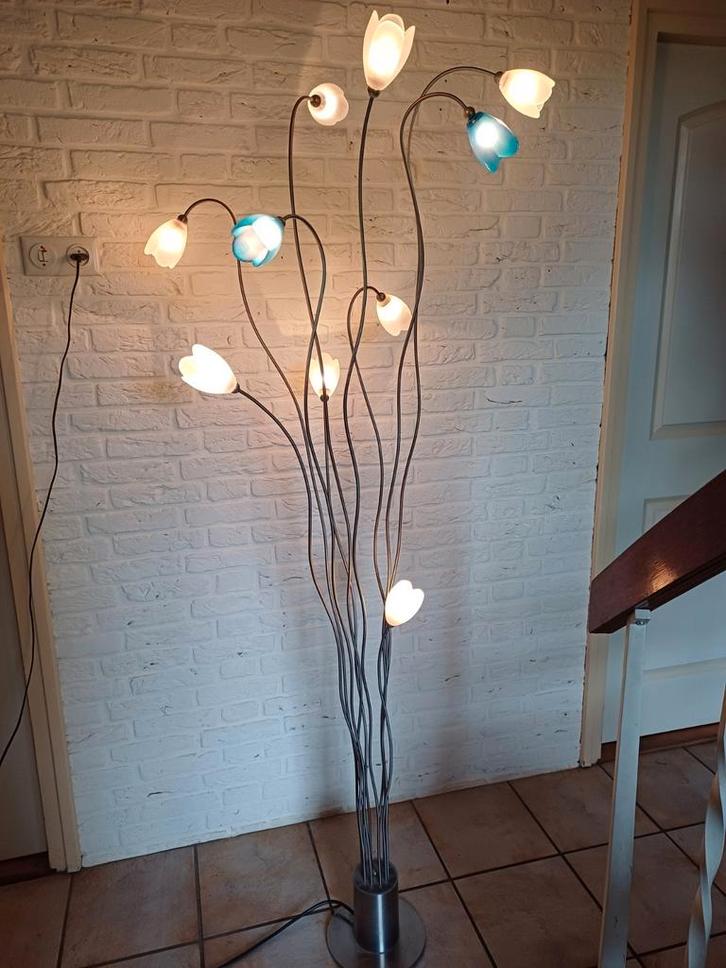 Harco loor design vloerlamp rvs frame 10 tulpen opaalglas, Huis en Inrichting, Lampen | Vloerlampen, Zo goed als nieuw, 150 tot 200 cm