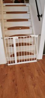 Traphekje babydan met klem, dus niet boren in muur, Kinderen en Baby's, Traphekjes, Ophalen, Zo goed als nieuw, Klemhekje
