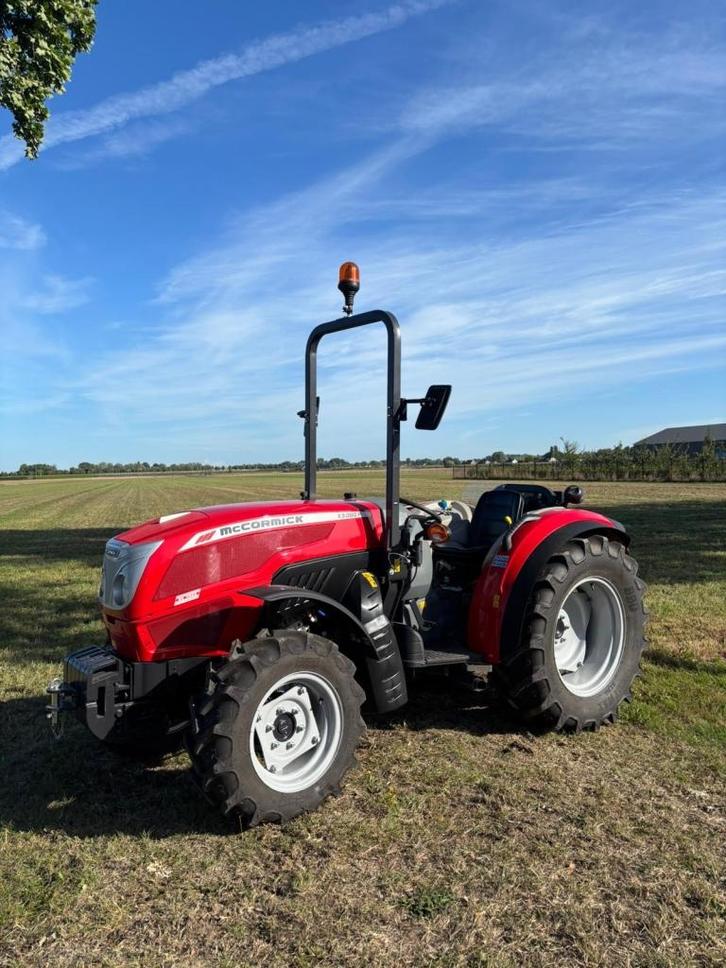 Mc cormick smalspoor x3.080 Overjarig, Zakelijke goederen, Agrarisch | Tractoren, tot 2500, Overige merken, 80 tot 120 Pk, Nieuw