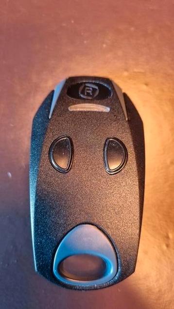 TS 970 & TS 971 Alpha Handzender-Overheaddeuren-Garagedeuren beschikbaar voor biedingen