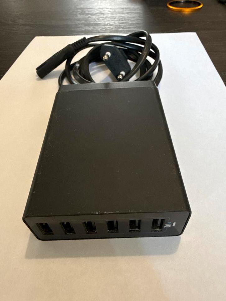 Anker 6-Poorts USB-A Oplader, Audio, Tv en Foto, Opladers, Gebruikt, Ophalen of Verzenden