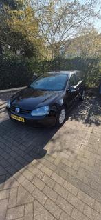 Volkswagen Golf 1.4 FSI 66KW 2004 Zwart, Auto's, Voorwielaandrijving, 4 cilinders, 620 kg, Zwart