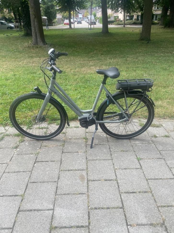 Batavus dinsdag e-go exclusive 57cm, Fietsen en Brommers, Fietsen | Dames | Damesfietsen, Gebruikt, Batavus, Versnellingen, 56 cm of meer