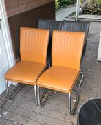 4 stuks eetkamerstoelen (2 kleuren), Huis en Inrichting, Stoelen, Ophalen, Gebruikt, Metaal, Vier