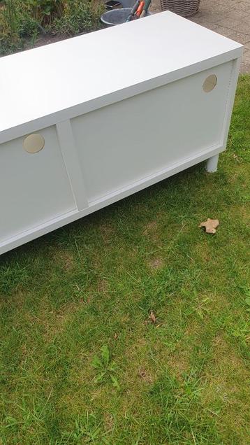TV kast - Wit met 2 lades 120x40x49h beschikbaar voor biedingen
