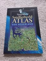 topografische satellietbeeld atlas 1996 Nederland 1:100000, Ophalen, Overige atlassen, Zo goed als nieuw, 1800 tot 2000