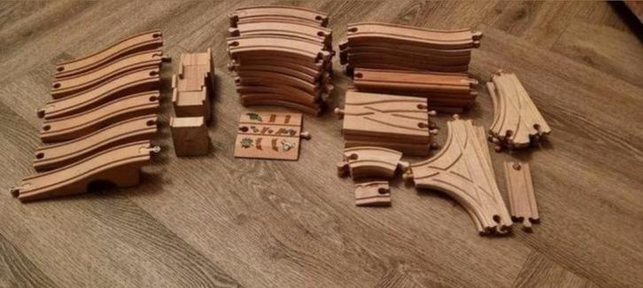Houten speelgoed trein, Kinderen en Baby's, Speelgoed | Houten speelgoed, Zo goed als nieuw, Ophalen