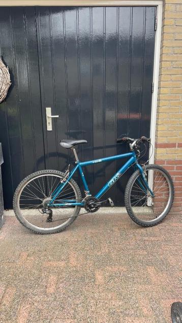Mountainbike beschikbaar voor biedingen