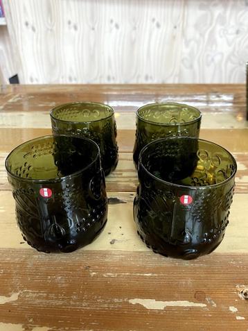 Collectors Items: 4x Iittala Frutta glazen 25cl dennengroen beschikbaar voor biedingen